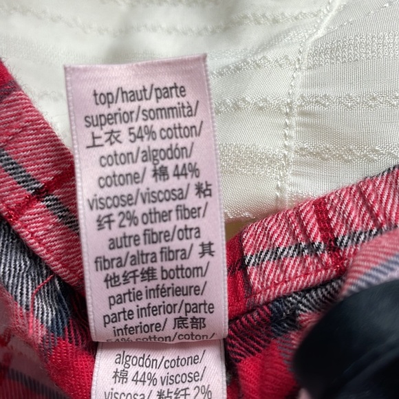 Victoria’s Secret Red plaid summer sleep set - Picture 4 of 4